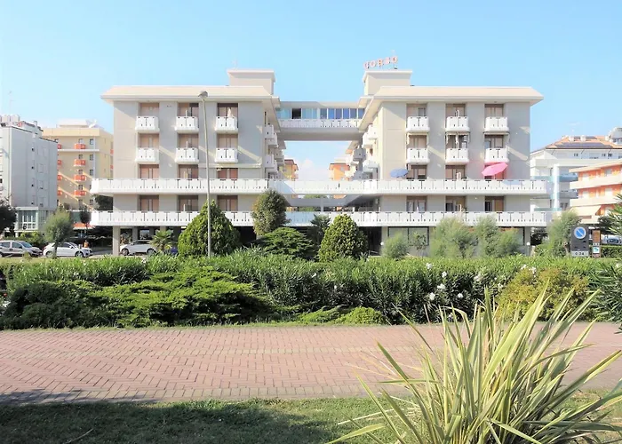 Bright Flat Close To The