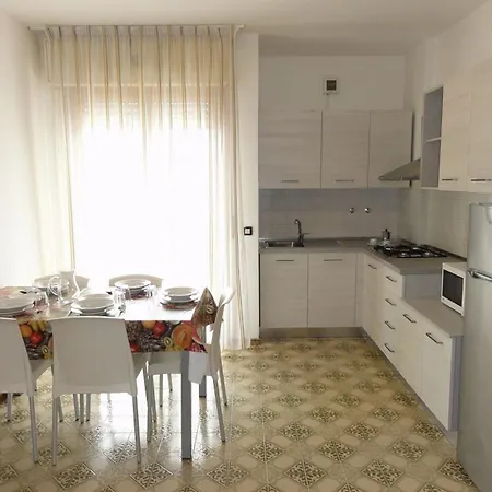 Apartman Bright Flat Close To The Bibione
