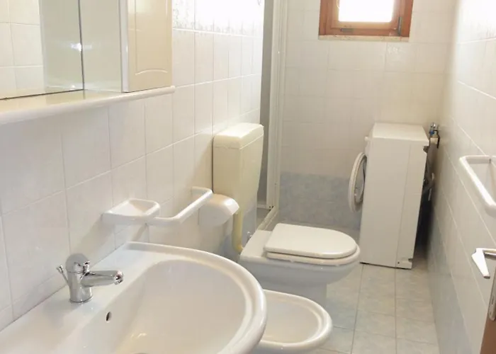 Bright Flat Close To The Апартаменти